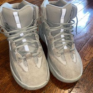 YEEZY SALT BOOTS